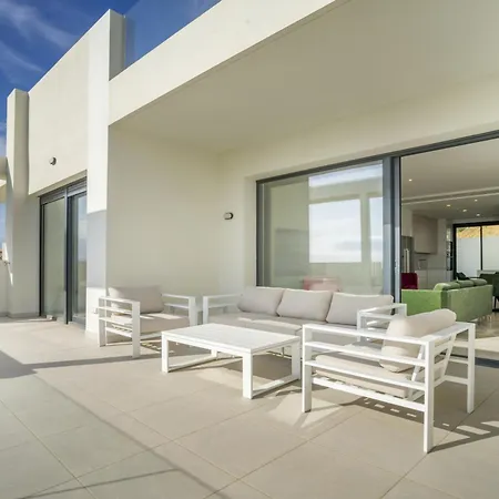 Theedgebythesea Fabuloso Atico Con Vistas Al Mar