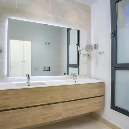 Apartment Theedgebythesea Fabuloso Atico Con Vistas Al Mar